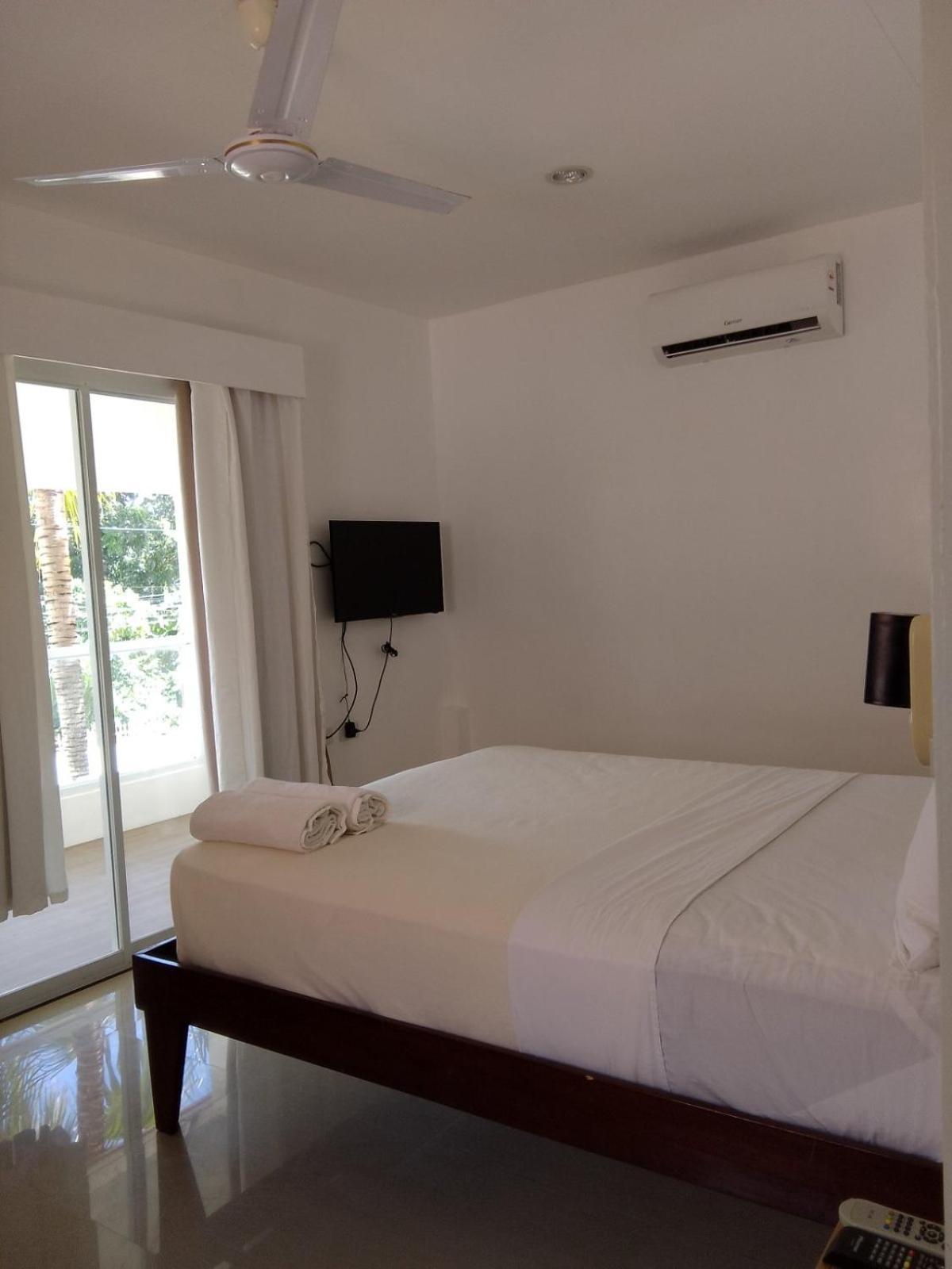 Heartland Hotel Serviced Rooms & Apartments. Panglao Island Exterior photo